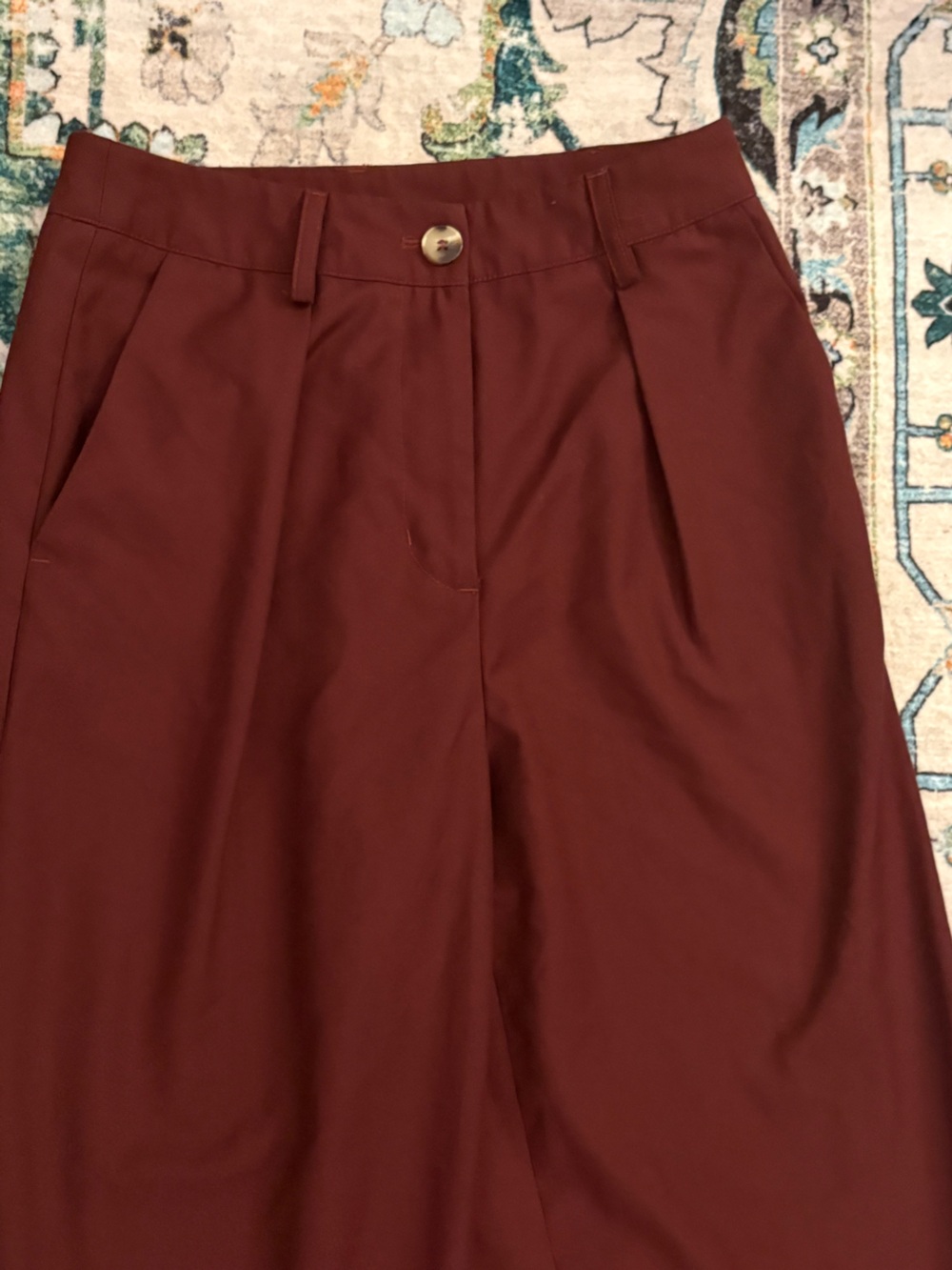 High-Rise Wide Leg Trousers in Burgundy